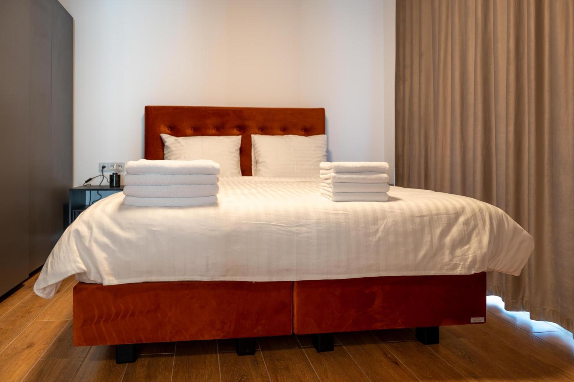 Ferdinand - Iarina Apartament